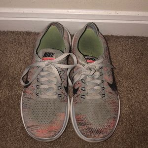 Nike free 4.0 flyknit